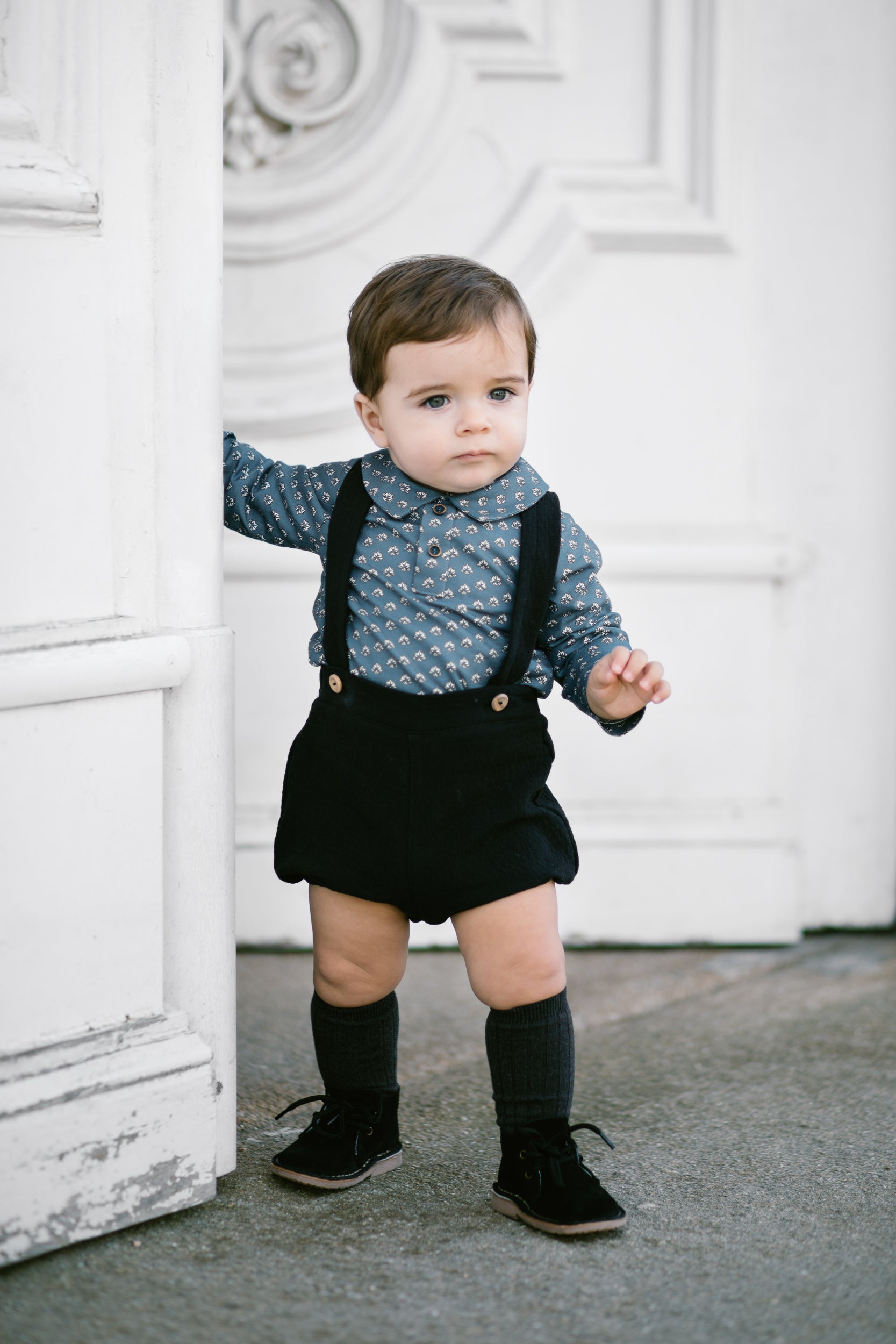 Bow tie dungaree set - blue | Jongens baby setjes | Hippe Beebjes Bow tie dungaree set - blue | Jongens baby setjes | Hippe Beebjes