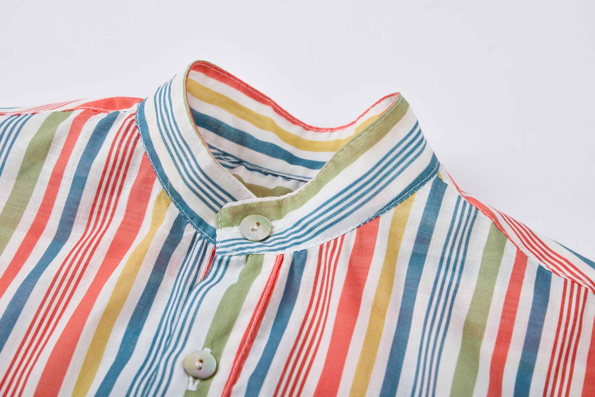 Colorful vertical striped shirt with Mao collar