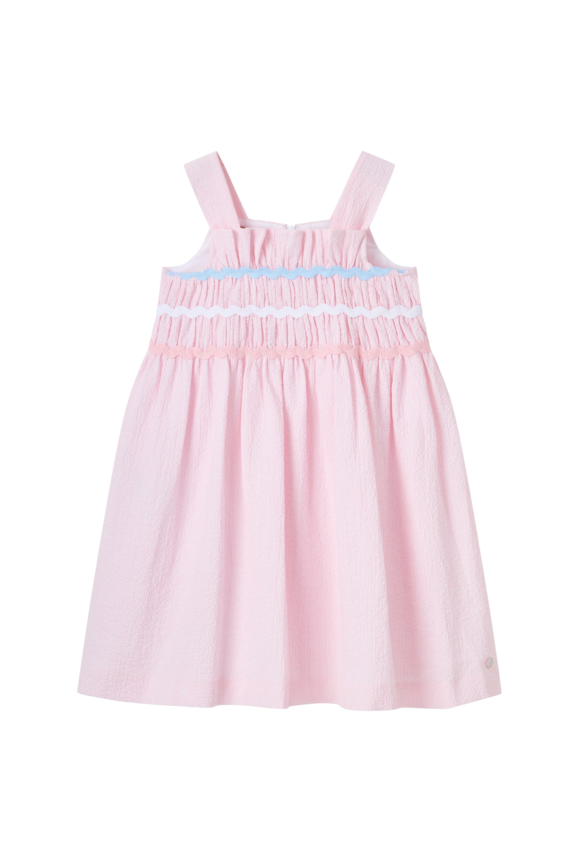 Dress for girl crafted in seersucker with a smocked bodice