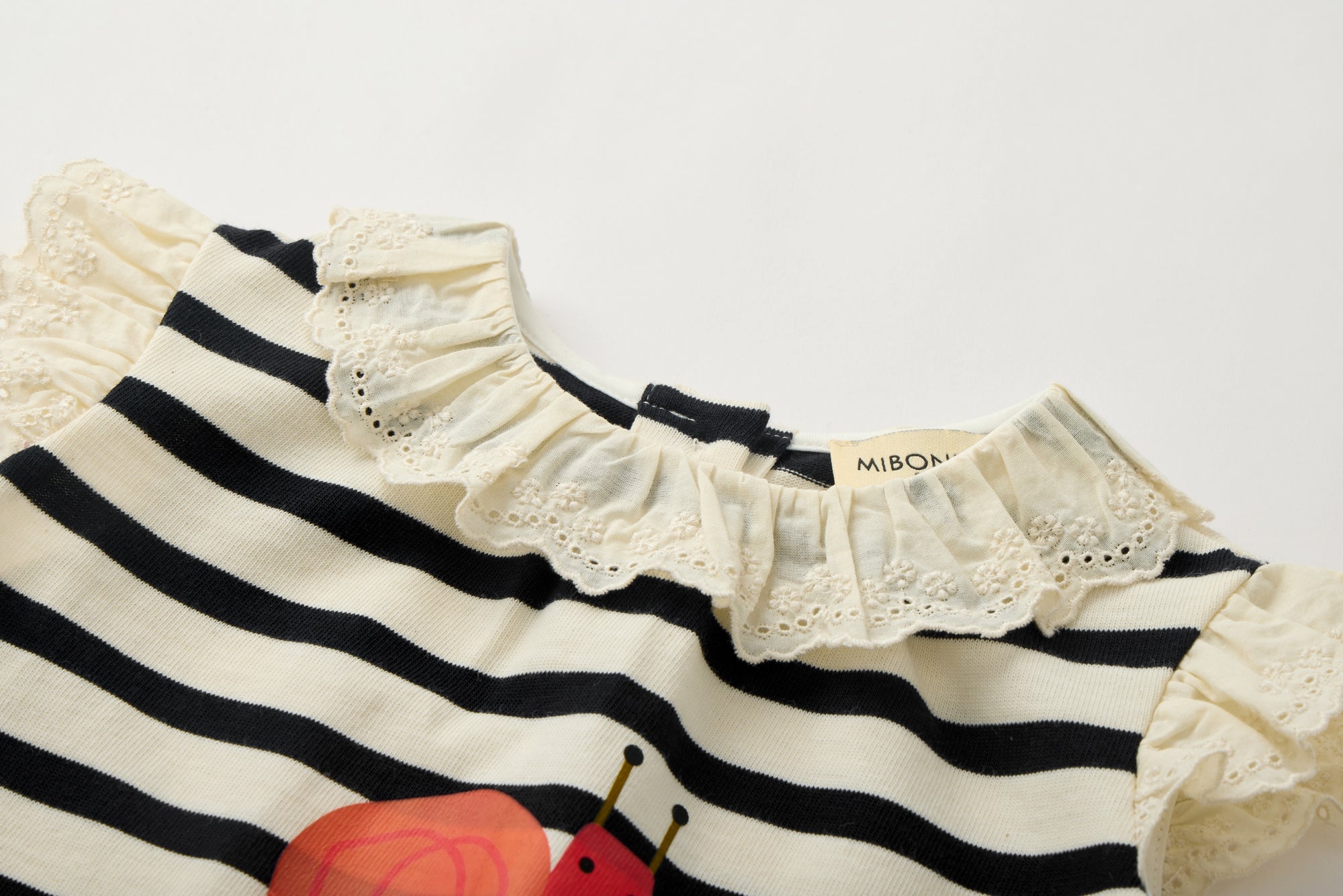 Sleeveless striped t-shirt for babies