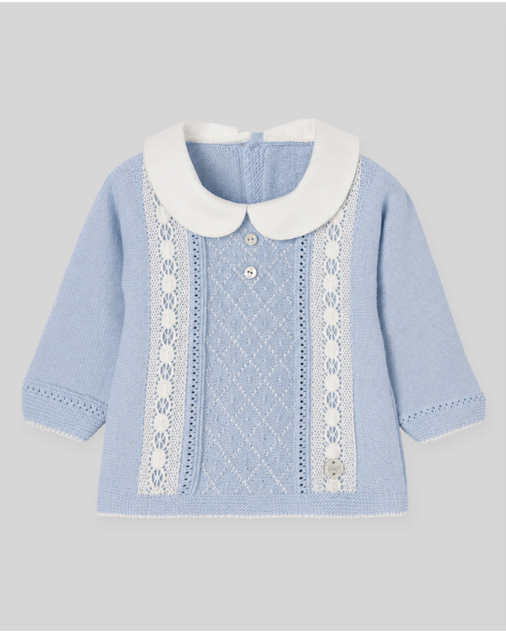 Knitted sweater with round neckline
