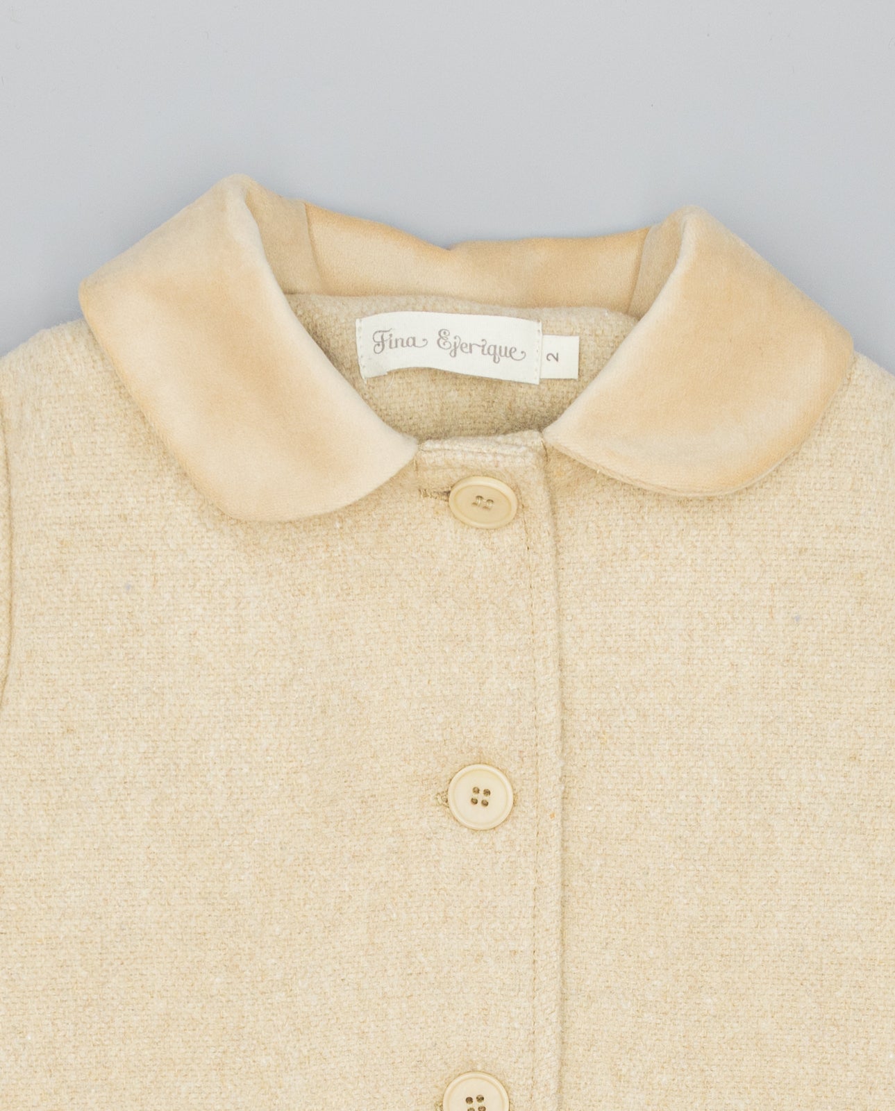 BEIGE COAT WITH VELVET COLLAR