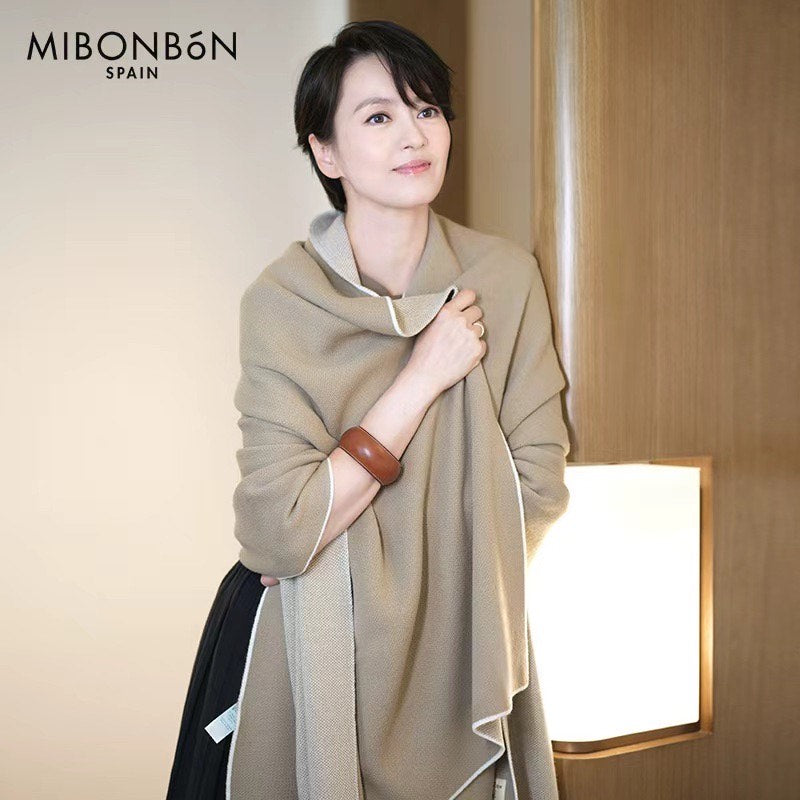 Light Brown MIBONBóN Shawl
