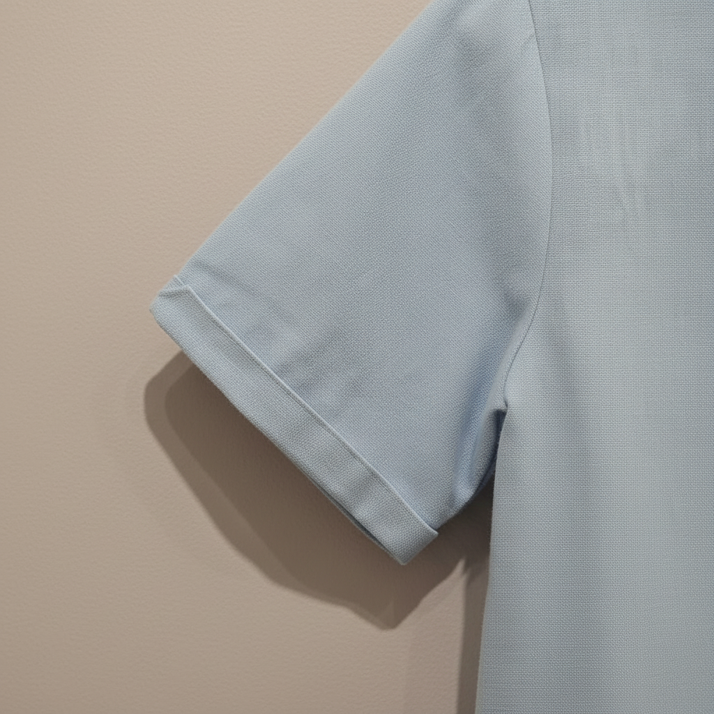 Sleeve cuff detail